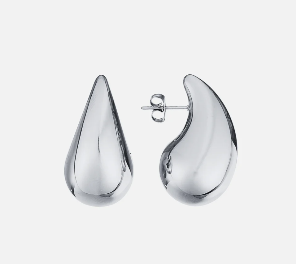 Amora Earrings